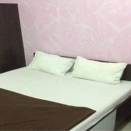 Hotel Manali Residency Gandhinagar Eksteriør bilde