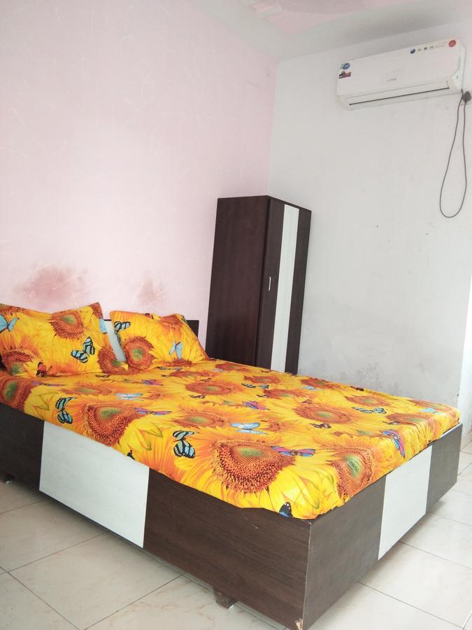 Hotel Manali Residency Gandhinagar Eksteriør bilde